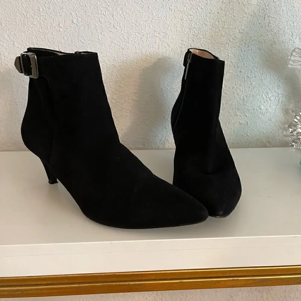 AQUATALIA made in Italy suede leather booties size 8